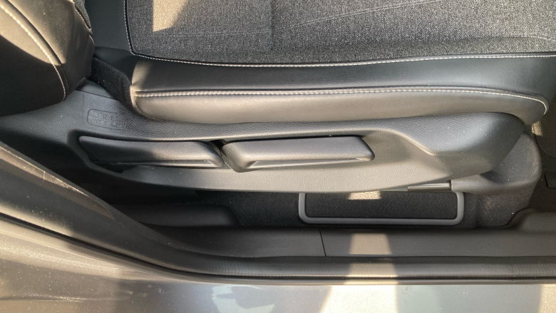 Honda Jazz 1.5 i-MMD Hybrid SR 5dr eCVT Hybrid Hatchback